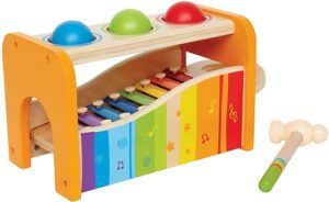 Wooden musical pounding toy